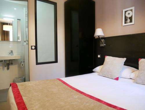 Hotel Bonsejour - Double Room