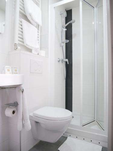 Hotel Bonsejour - Bathroom