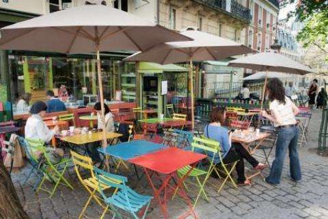 Paris Beaches and lunch on the beautiful terraces of restaurants