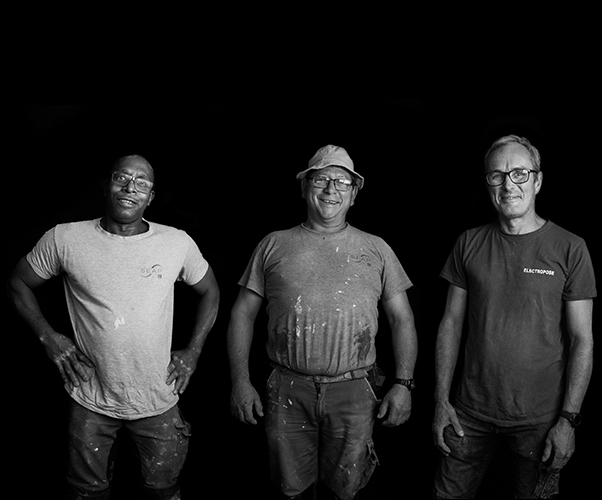 Maison Mère - Construction Team
